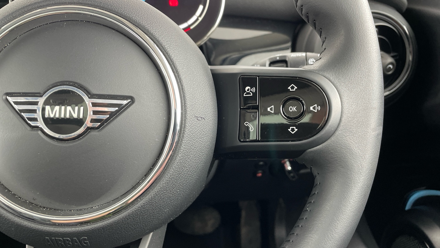 Used MINI Hatch 2023 for sale - 77554946: Photo 18