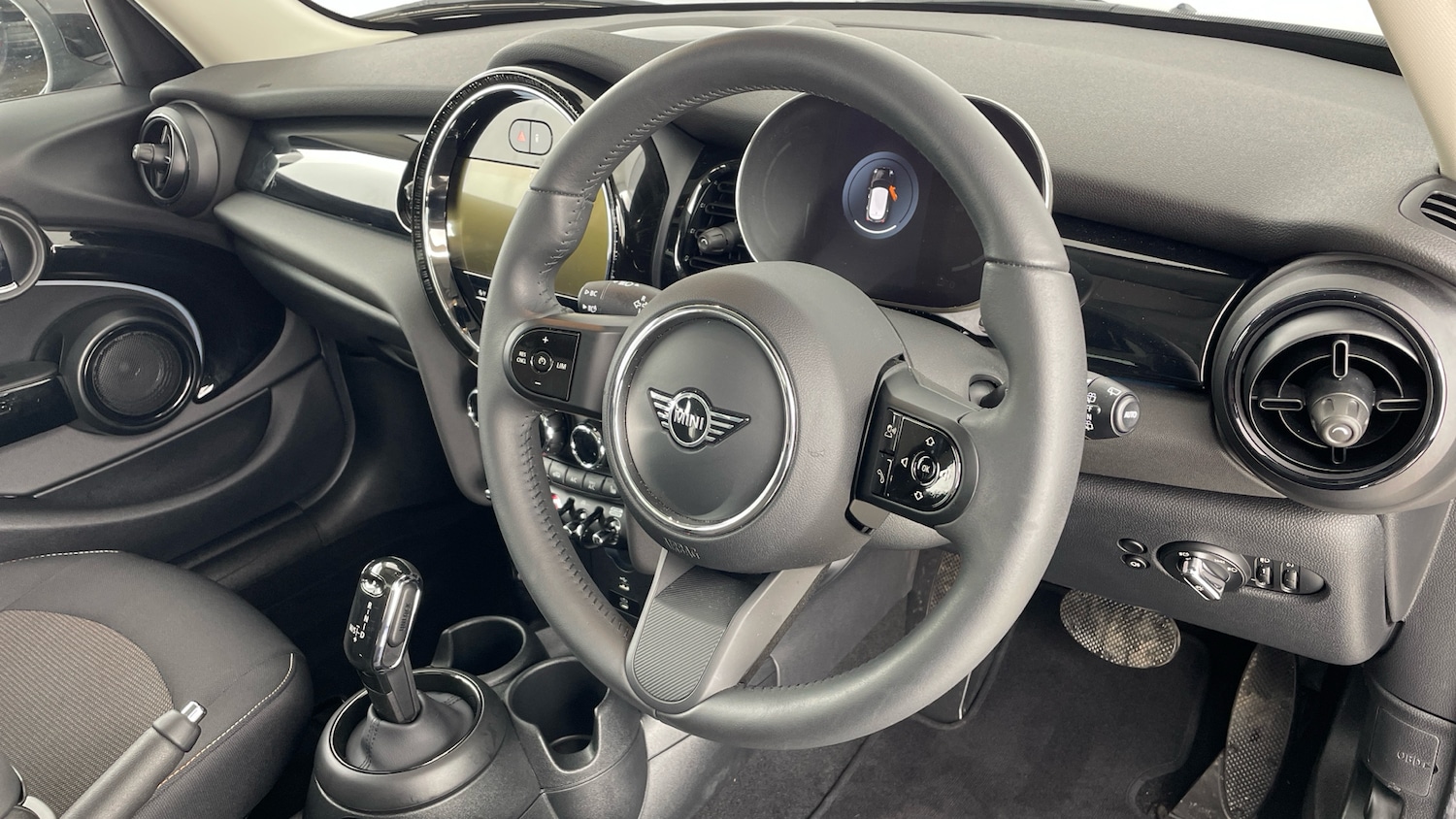 Used MINI Hatch 2023 for sale - 77554946: Photo 6