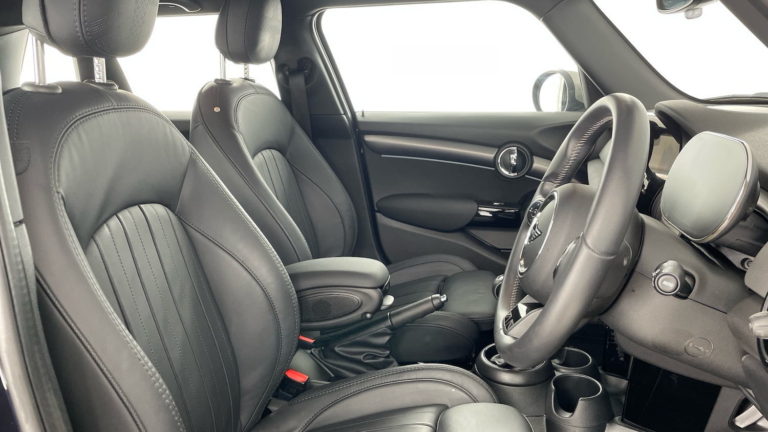 Used MINI Hatch 2023 for sale - 77962136: Photo 11