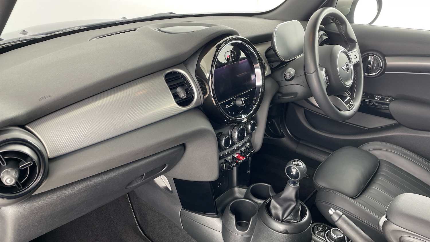 Used MINI Hatch 2023 for sale - 77962136: Photo 7