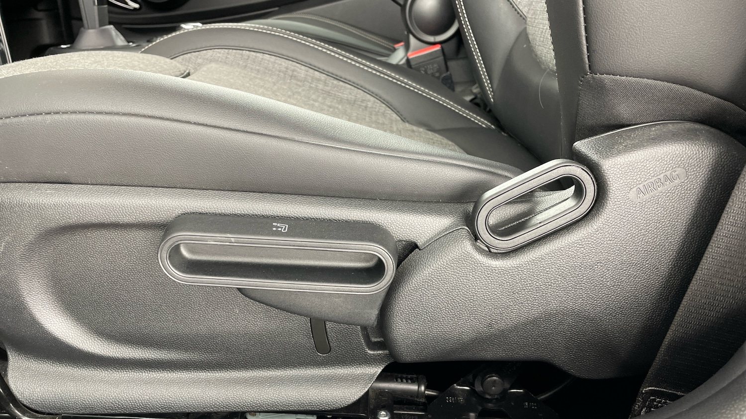 Used MINI Hatch 2022 for sale - 76494378: Photo 28