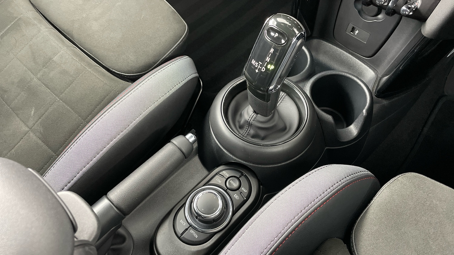 Used MINI Convertible 2023 for sale - 77367524: Photo 10