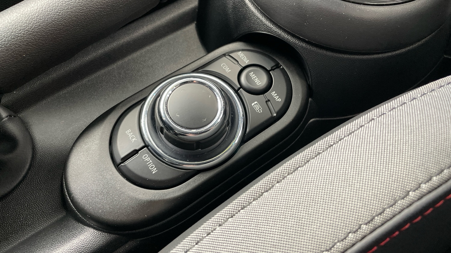 Used MINI Convertible 2023 for sale - 77367524: Photo 19