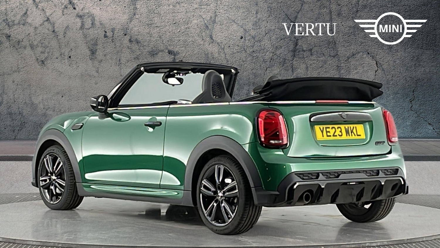 Used MINI Convertible 2023 for sale - 77367524: Photo 2