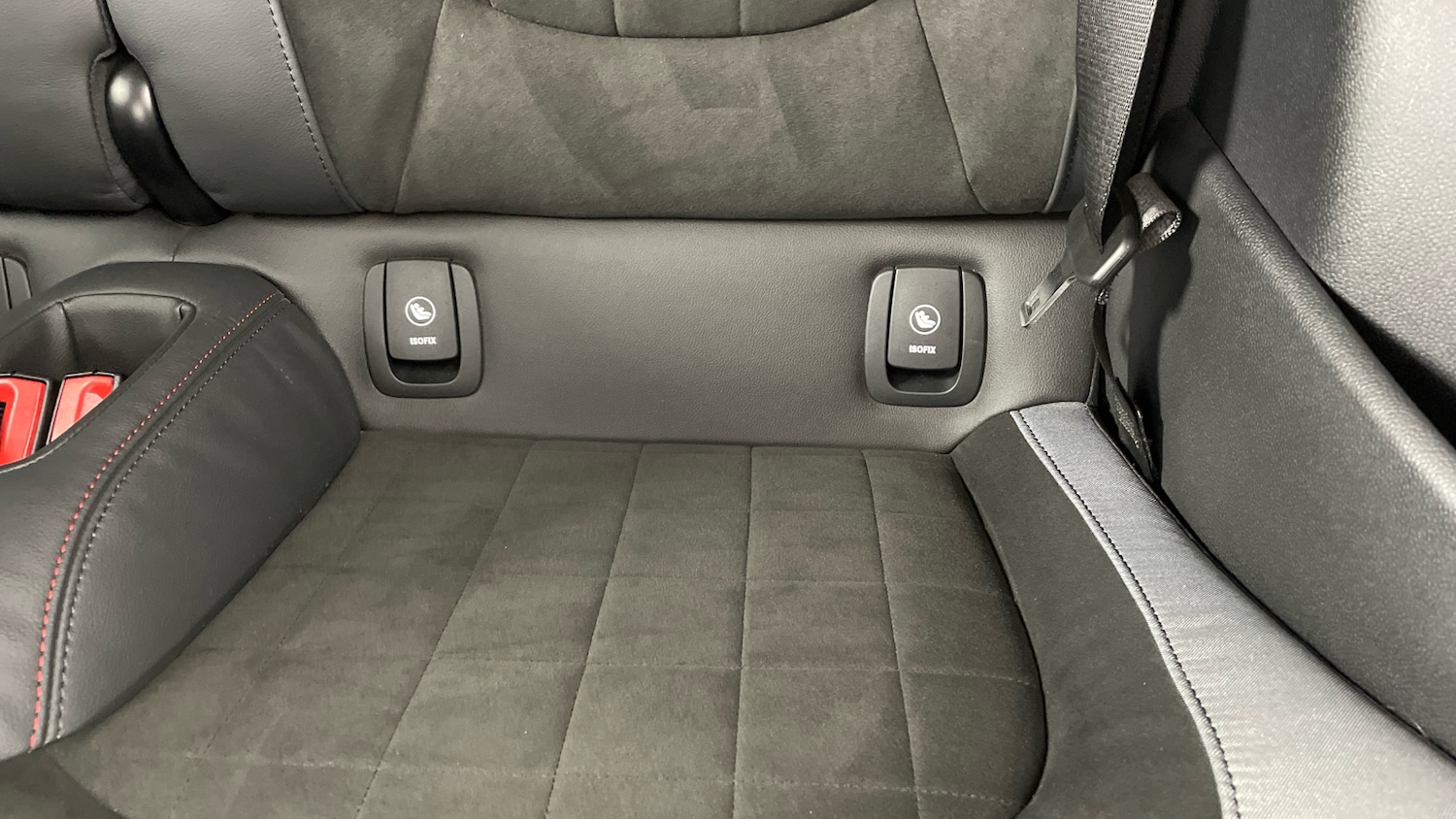 Used MINI Convertible 2023 for sale - 77367524: Photo 35