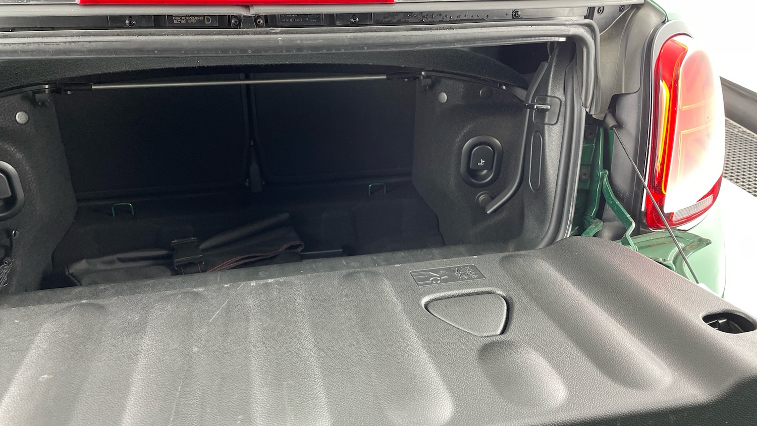 Used MINI Convertible 2023 for sale - 77367524: Photo 38