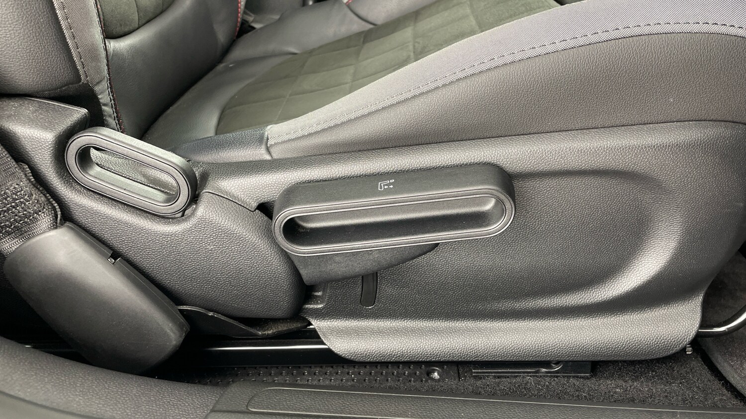 Used MINI Clubman 2023 for sale - 76277069: Photo 57