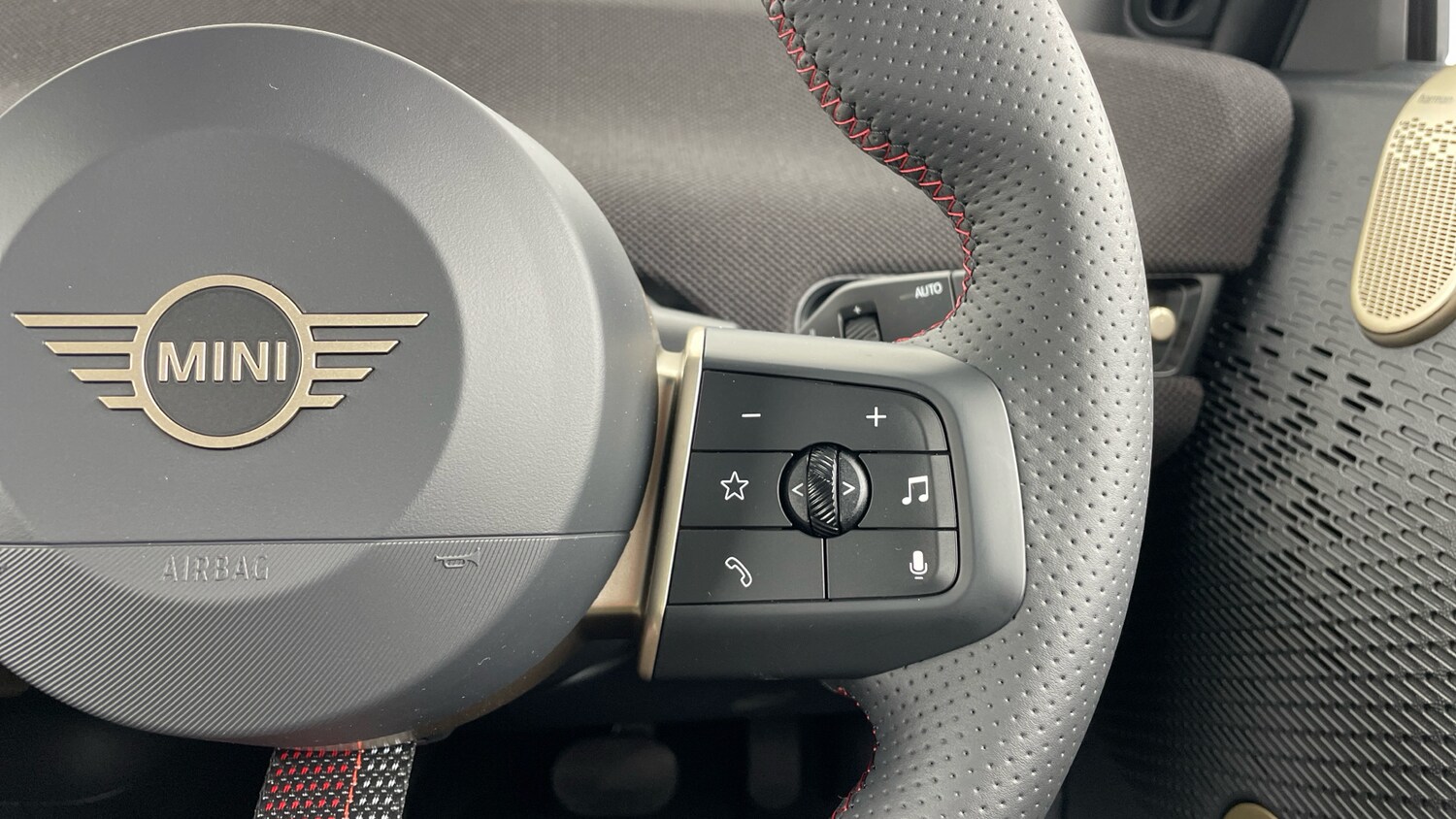 Used MINI Cooper 2025 for sale - 77403458: Photo 18