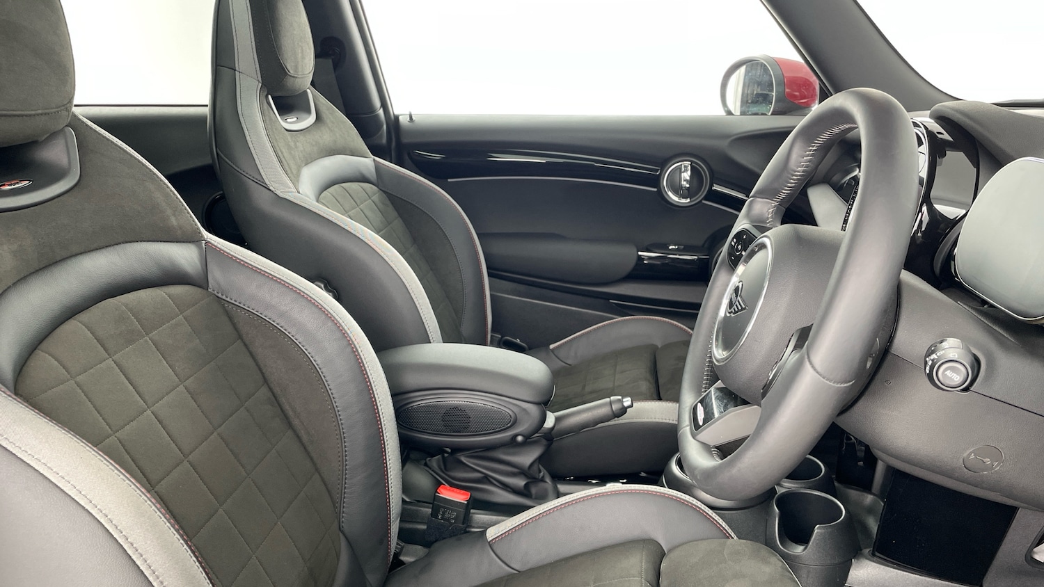 Used MINI Hatch 2024 for sale - 77465580: Photo 11