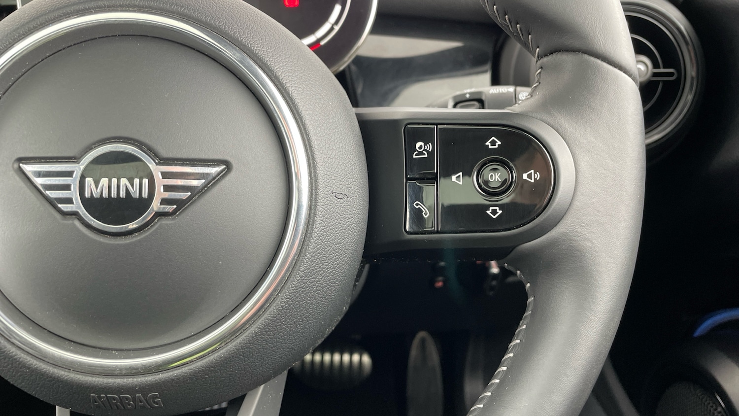 Used MINI Hatch 2024 for sale - 77465580: Photo 18