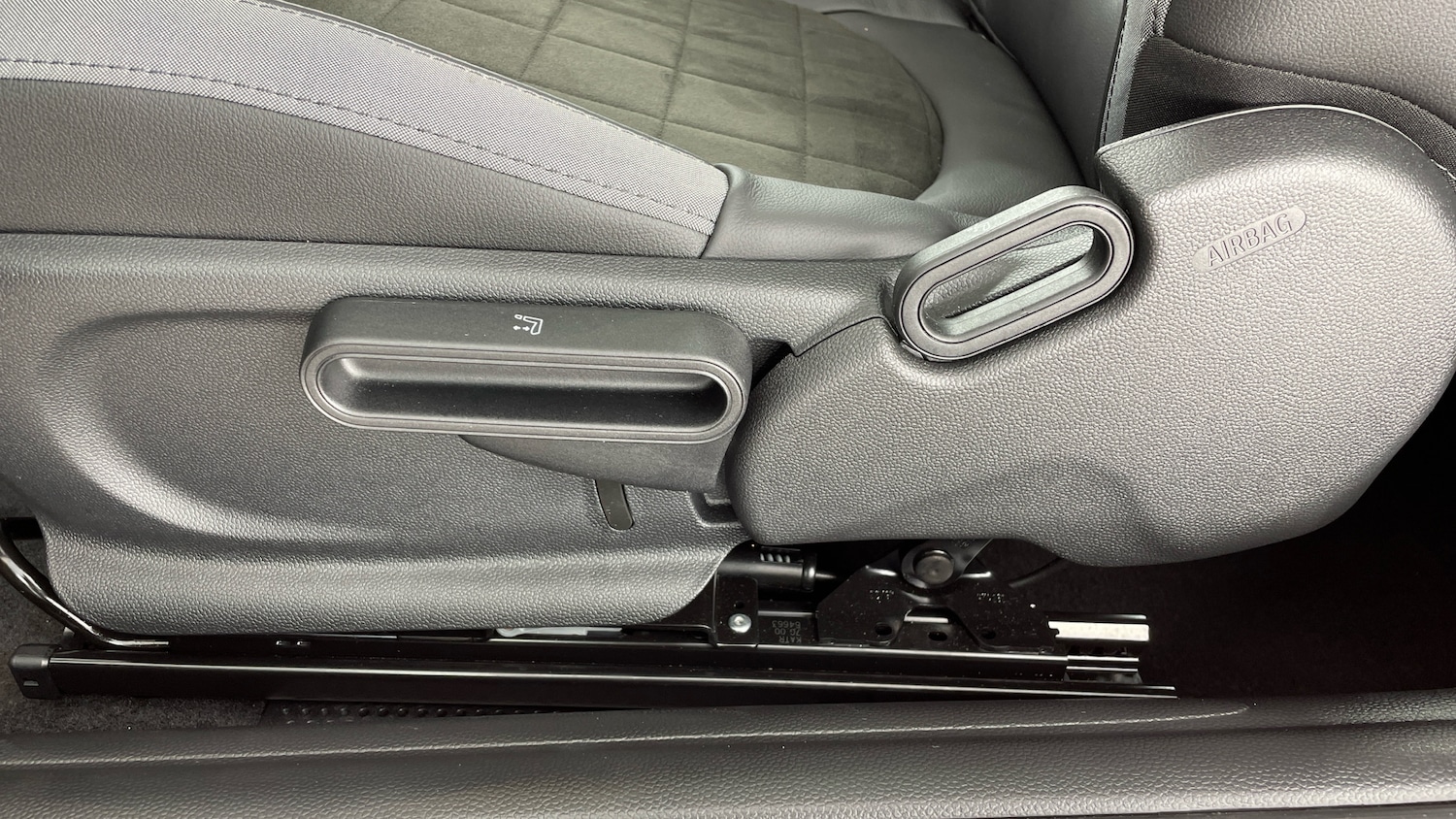 Used MINI Hatch 2024 for sale - 77465580: Photo 28