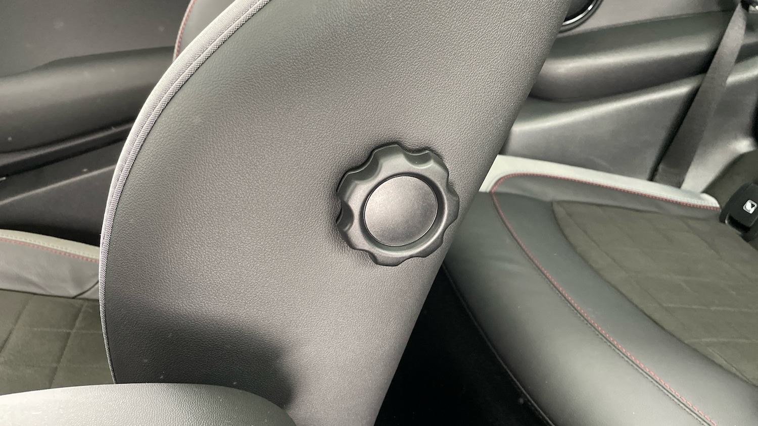 Used MINI Hatch 2024 for sale - 77465580: Photo 35