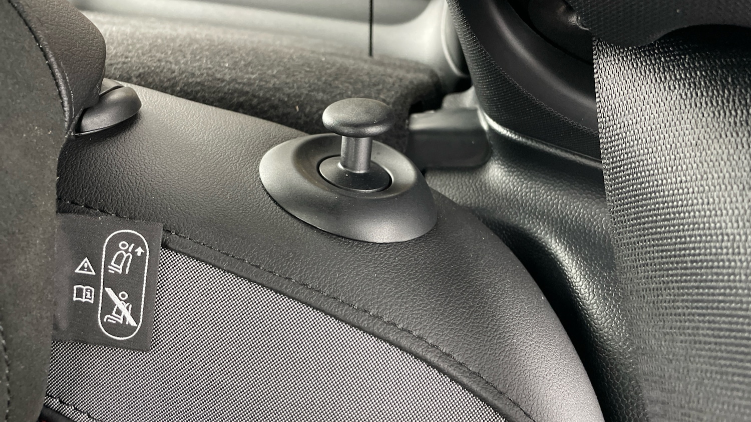 Used MINI Hatch 2024 for sale - 77465580: Photo 38