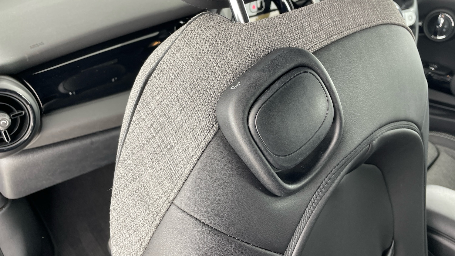 Used MINI Hatch 2022 for sale - 77104508: Photo 31