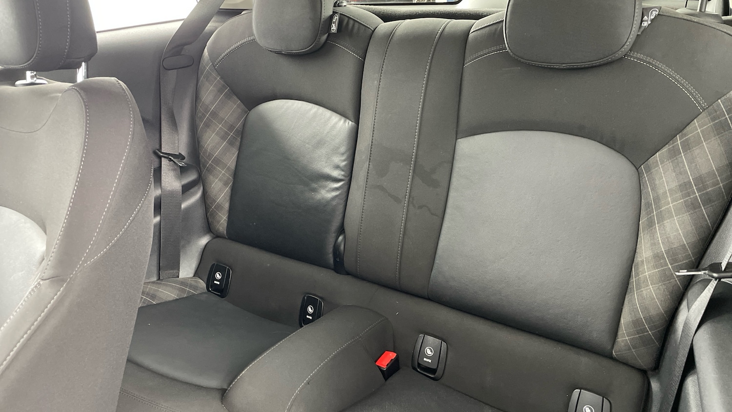 Used MINI Hatch 2018 for sale - 77687937: Photo 12