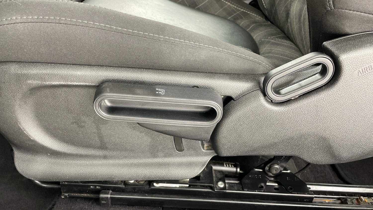 Used MINI Hatch 2018 for sale - 77687937: Photo 28