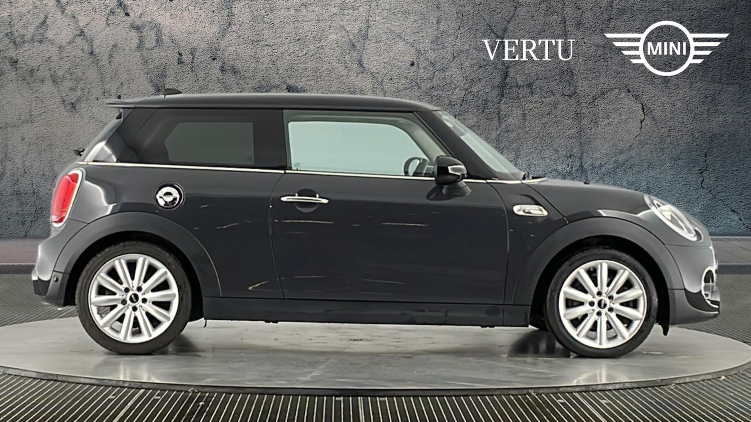 Used MINI Hatch 2018 for sale - 77687937: Photo 3