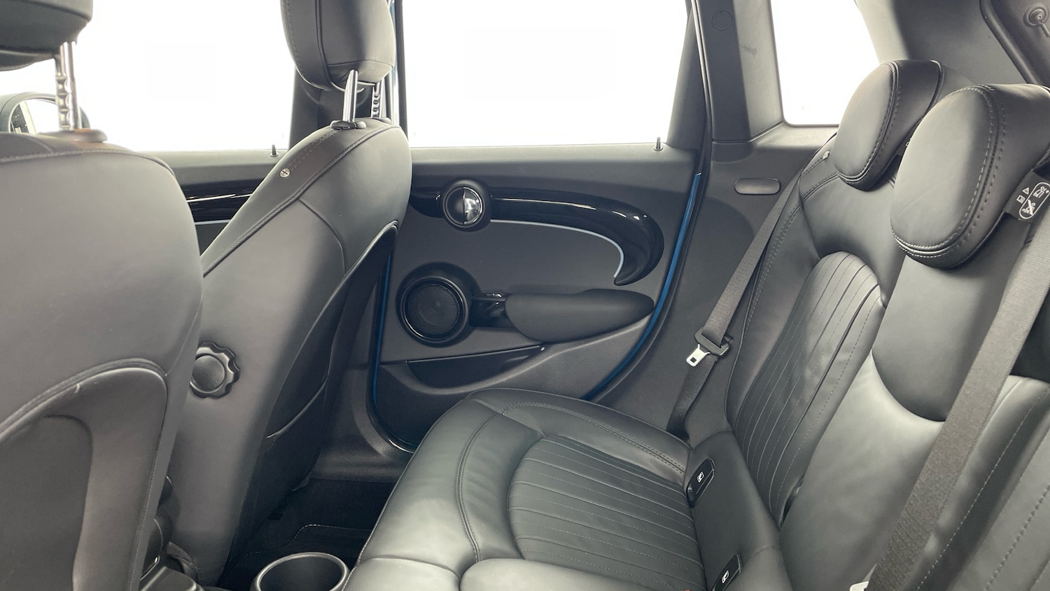 Used MINI Hatch 2023 for sale - 77036668: Photo 12