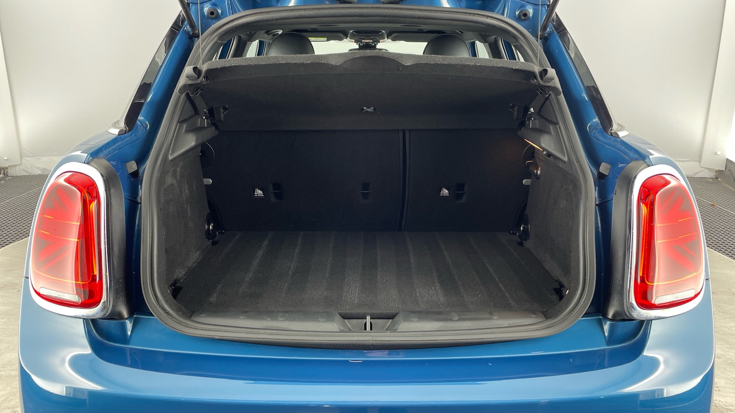 Used MINI Hatch 2023 for sale - 77036668: Photo 13