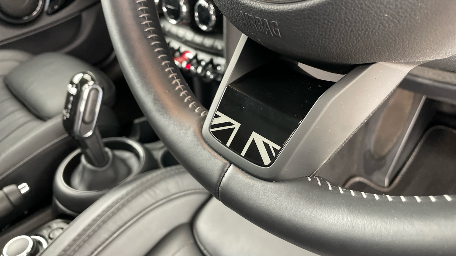 Used MINI Hatch 2023 for sale - 77036668: Photo 56