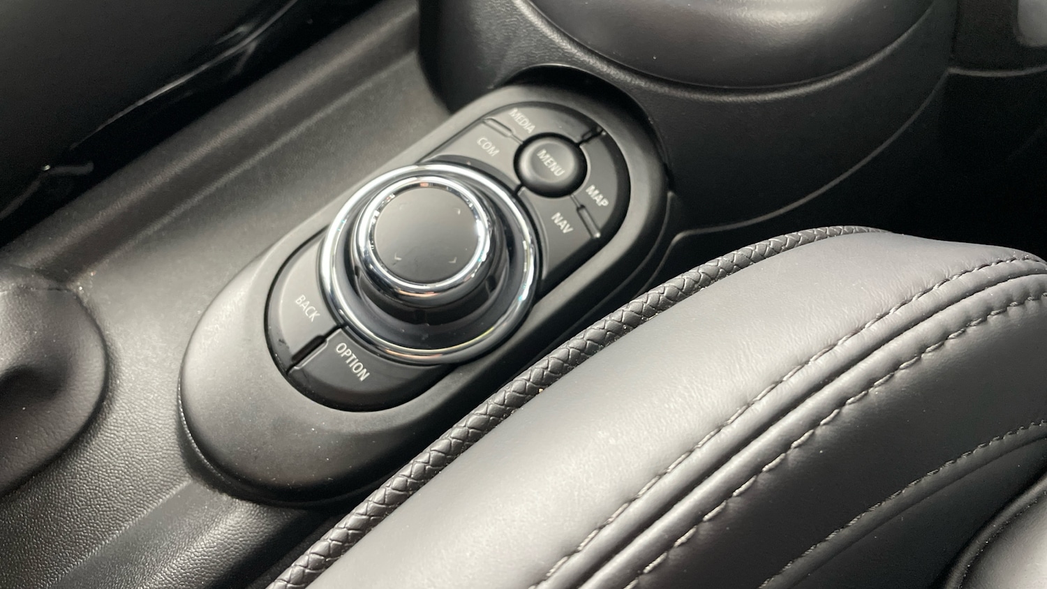 Used MINI Convertible 2023 for sale - 76405148: Photo 19