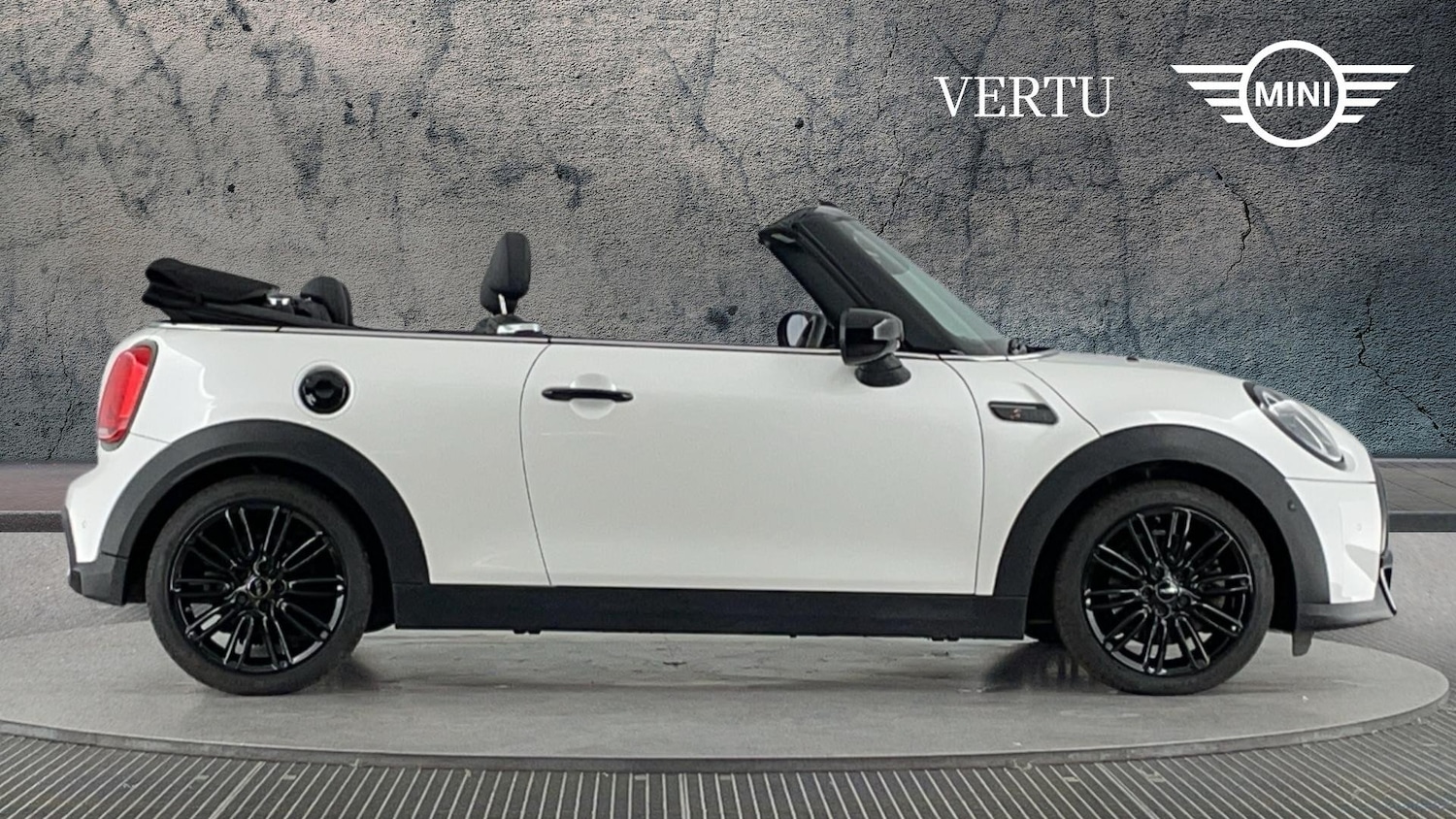 Used MINI Convertible 2023 for sale - 76405148: Photo 3