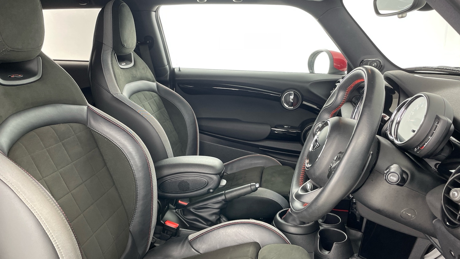 Used MINI Hatch 2019 for sale - 78011499: Photo 11