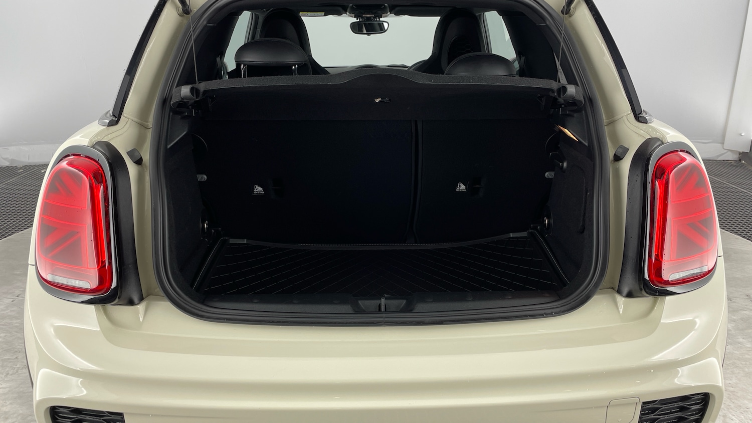 Used MINI Hatch 2019 for sale - 78011499: Photo 13