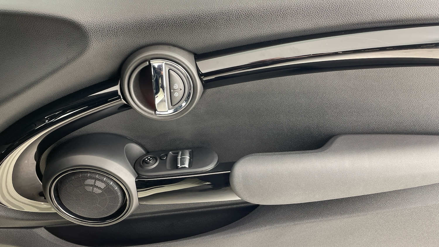 Used MINI Hatch 2019 for sale - 78011499: Photo 44