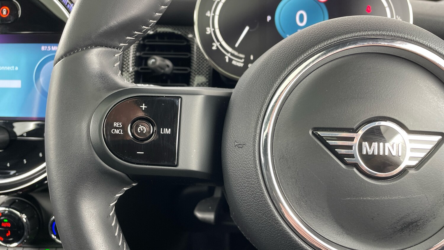 Used MINI Hatch 2023 for sale - 78092528: Photo 17