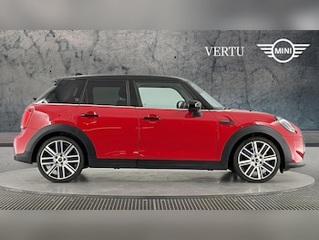 Used MINI Hatch 2023 for sale - 78092528: Photo