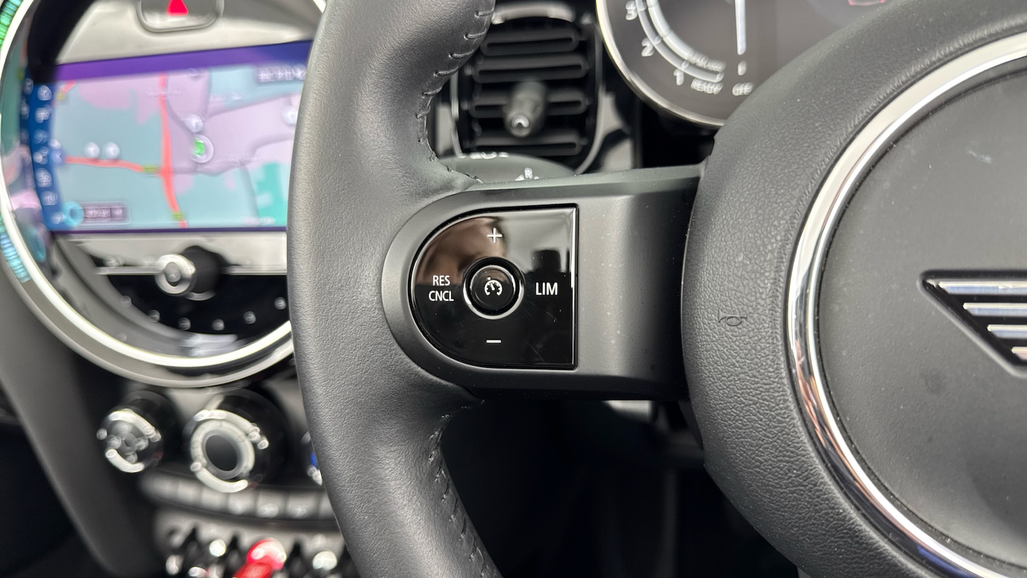 Used MINI Convertible 2021 for sale - 77061329: Photo 17