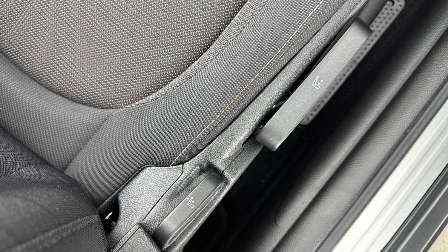 Used MINI Convertible 2021 for sale - 77061329: Photo 26