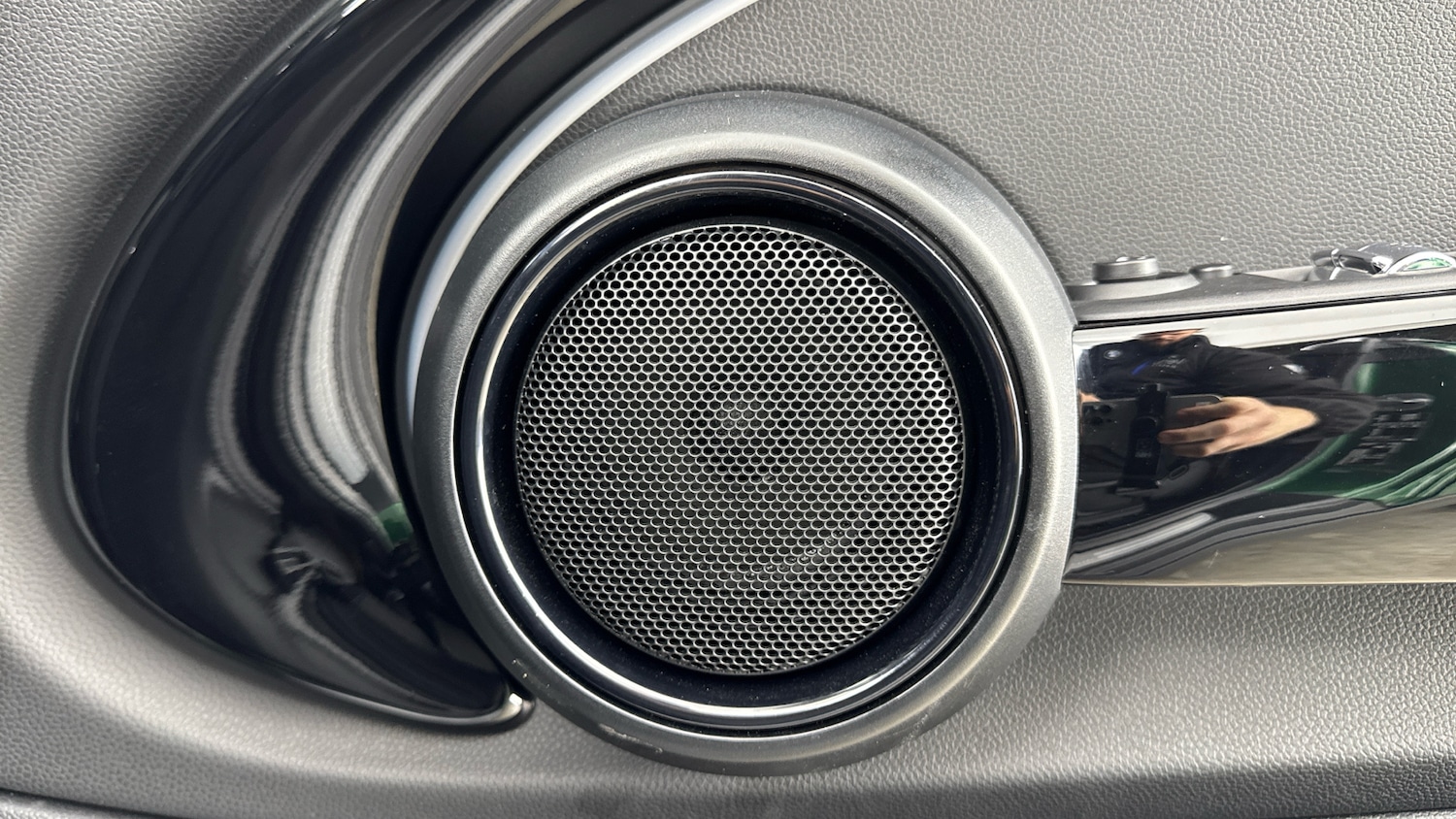 Used MINI Convertible 2021 for sale - 77061329: Photo 27