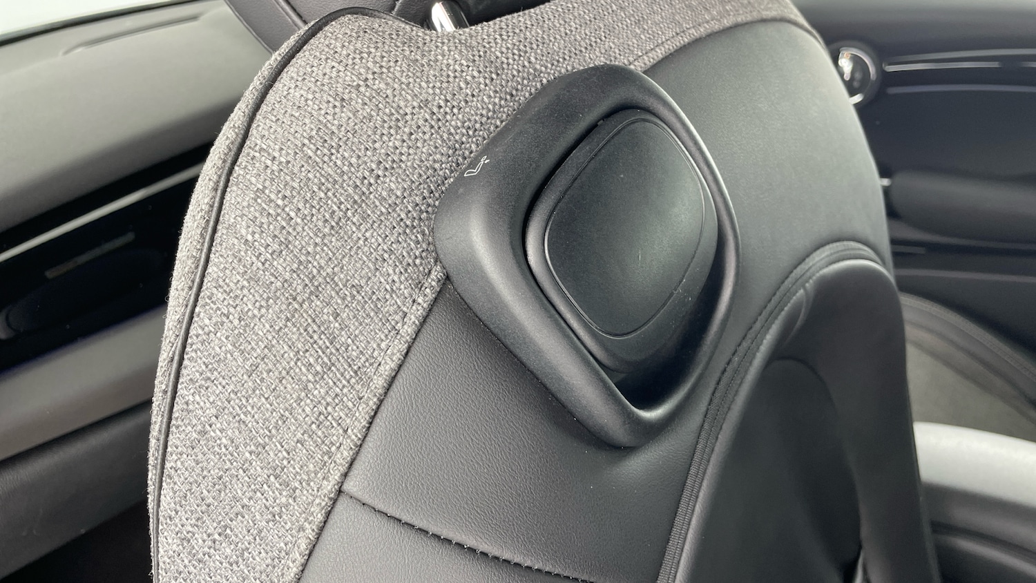 Used MINI Clubman 2021 for sale - 77964779: Photo 31