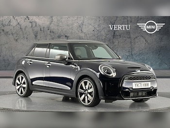 Used MINI Hatch 2021 for sale - 79579909: Photo