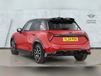 Used MINI Cooper 2024 for sale - 77107483: Photo