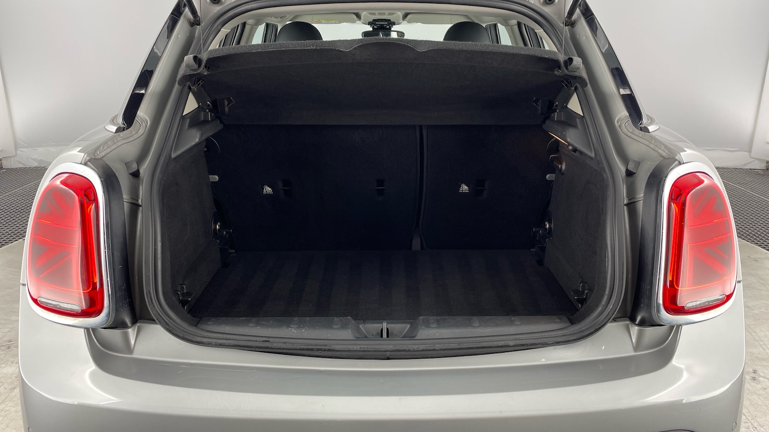 Used MINI Hatch 2023 for sale - 77128052: Photo 13