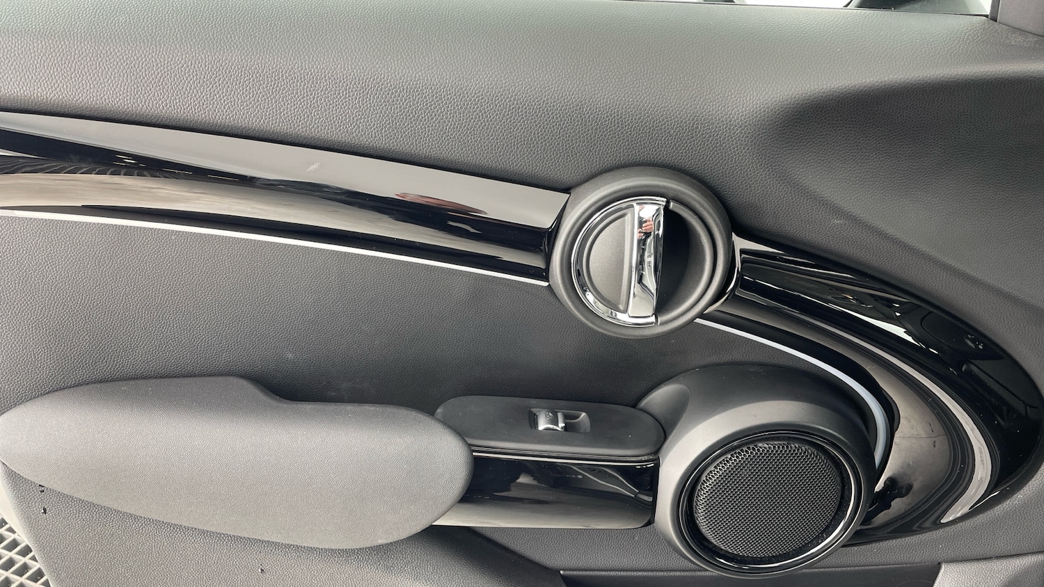 Used MINI Hatch 2023 for sale - 77128052: Photo 26