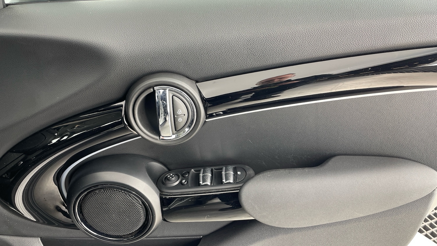 Used MINI Hatch 2023 for sale - 77128052: Photo 44