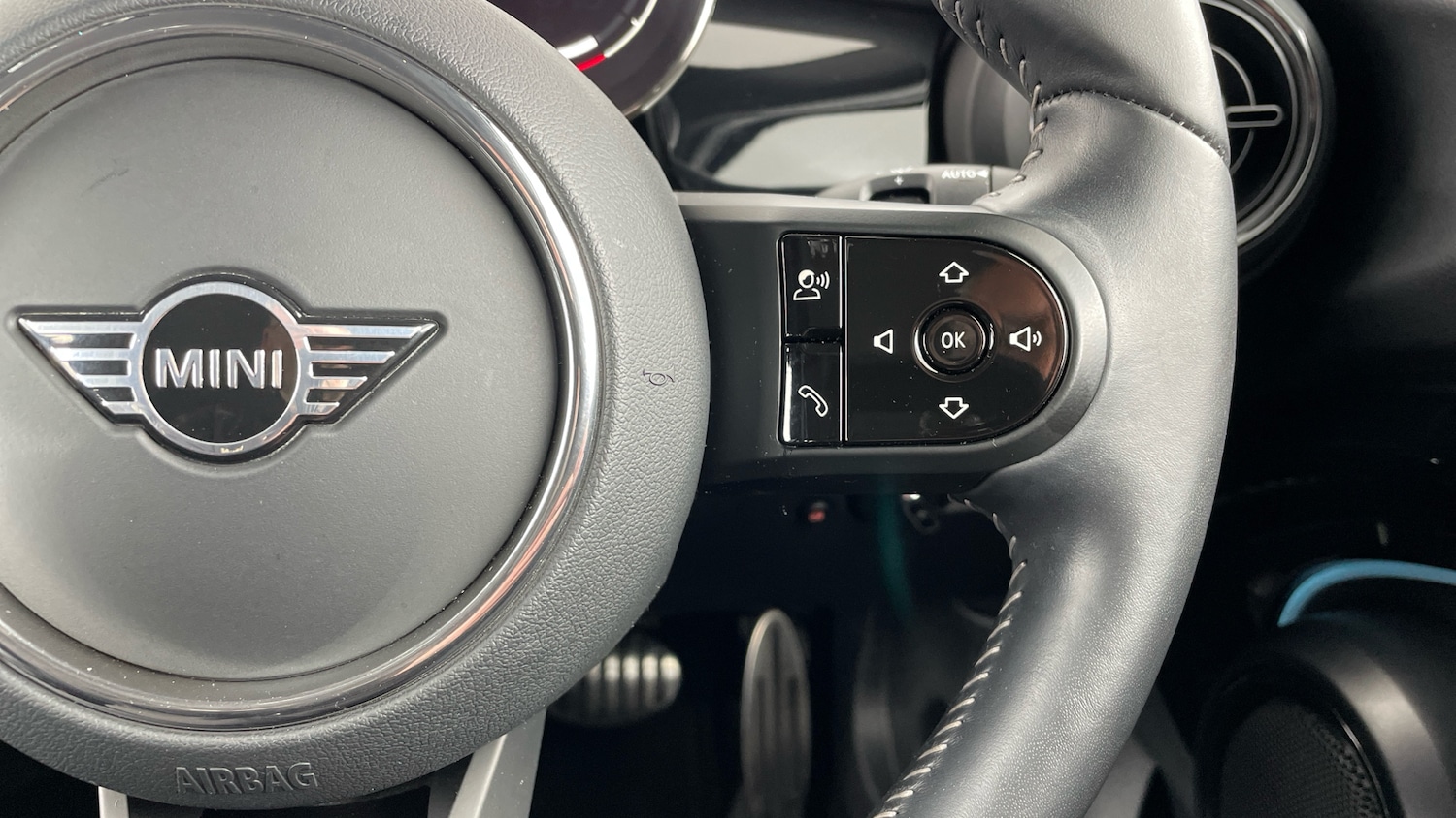 Used MINI Cooper 2023 for sale - 77022731: Photo 18