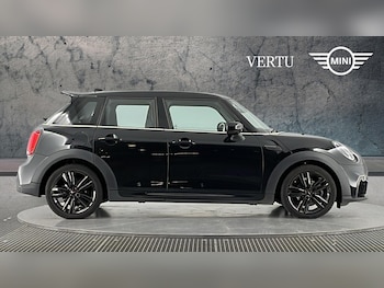 Used MINI Cooper 2023 for sale - 77022731: Photo