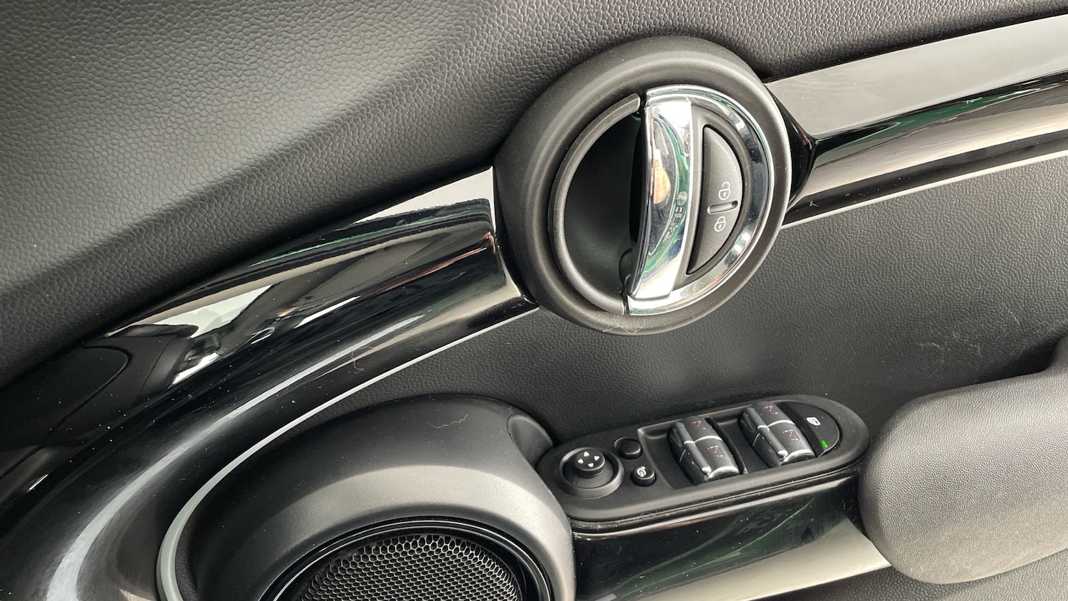 Used MINI Hatch 2023 for sale - 77618787: Photo 20