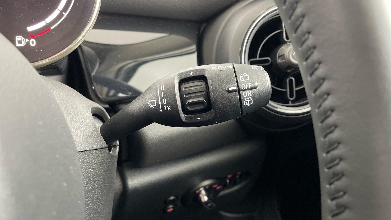 Used MINI Hatch 2023 for sale - 77618787: Photo 51