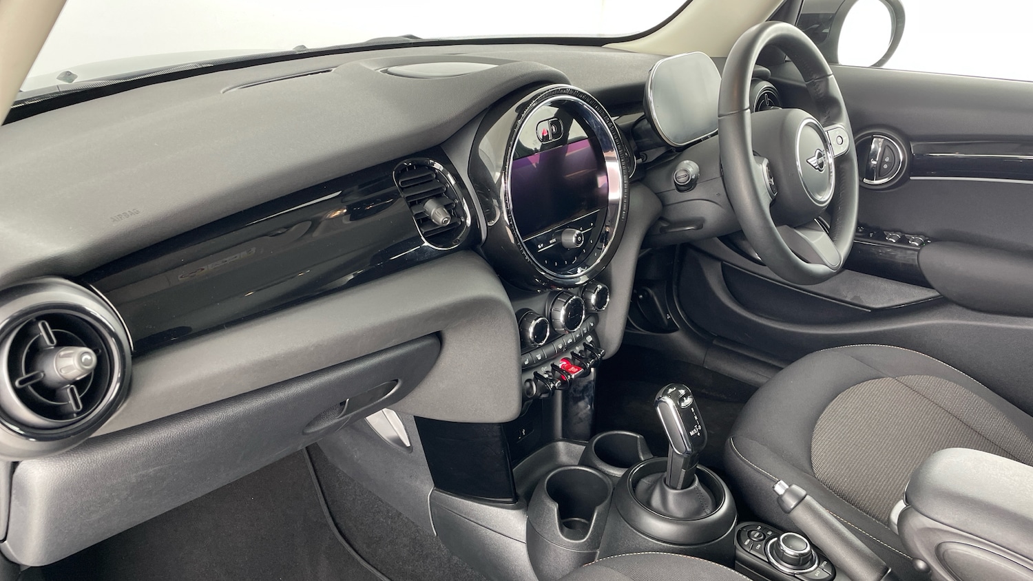 Used MINI Hatch 2023 for sale - 77618787: Photo 7