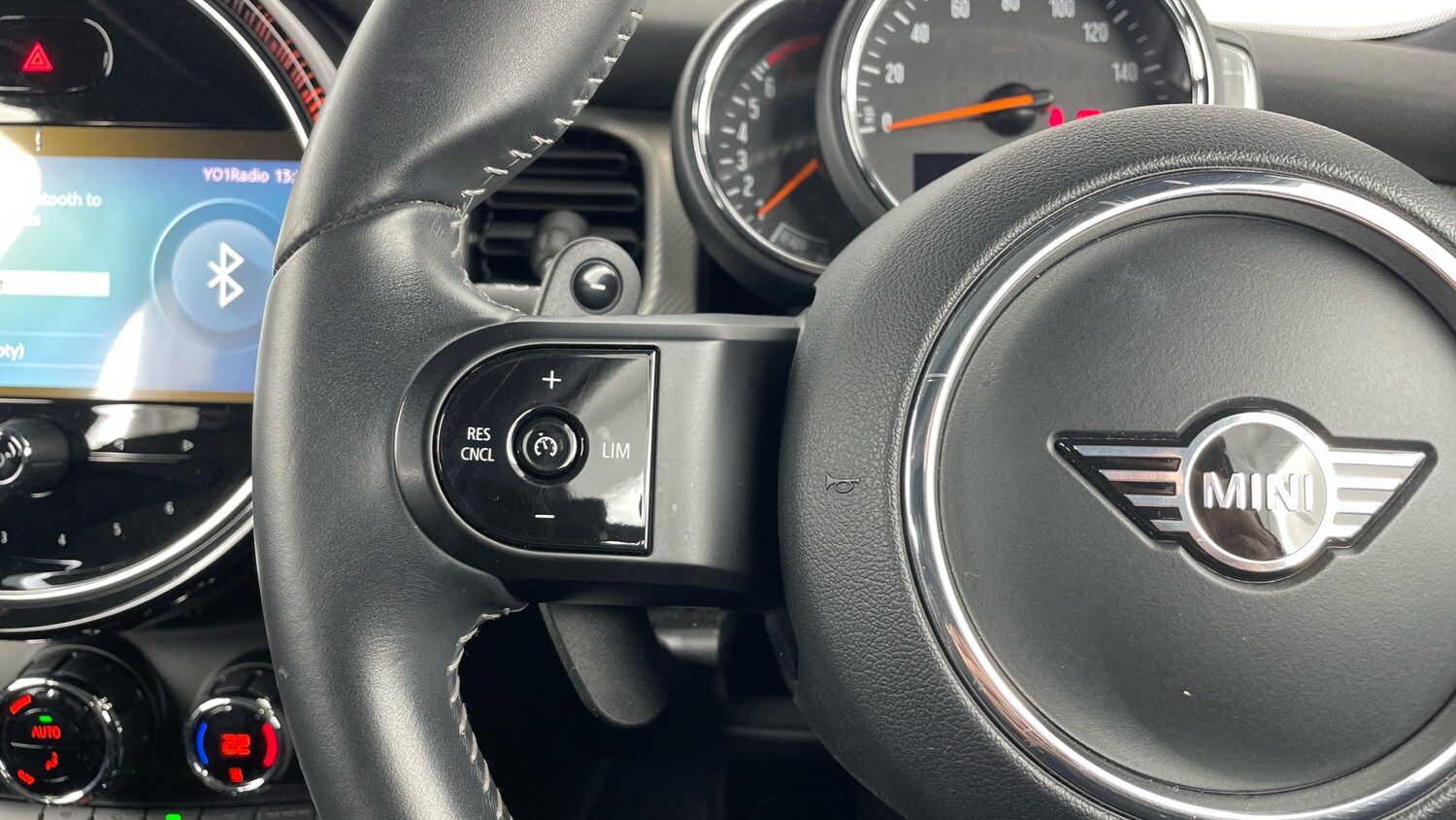 Used MINI Hatch 2022 for sale - 76265302: Photo 17