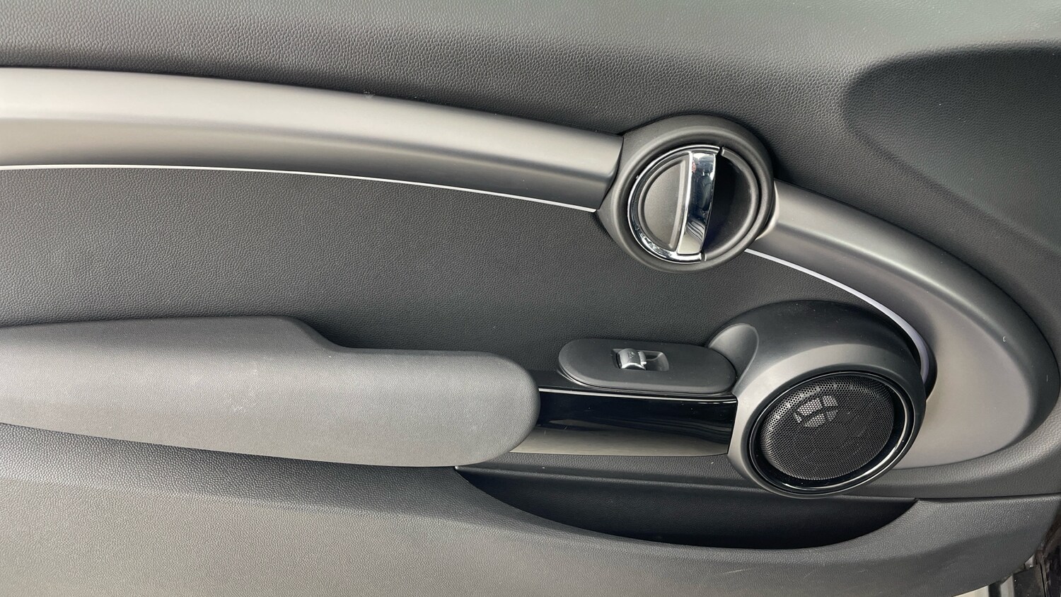 Used MINI Hatch 2022 for sale - 76265302: Photo 27