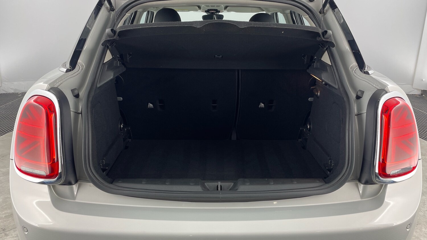 Used MINI Hatch 2018 for sale - 78151724: Photo 13