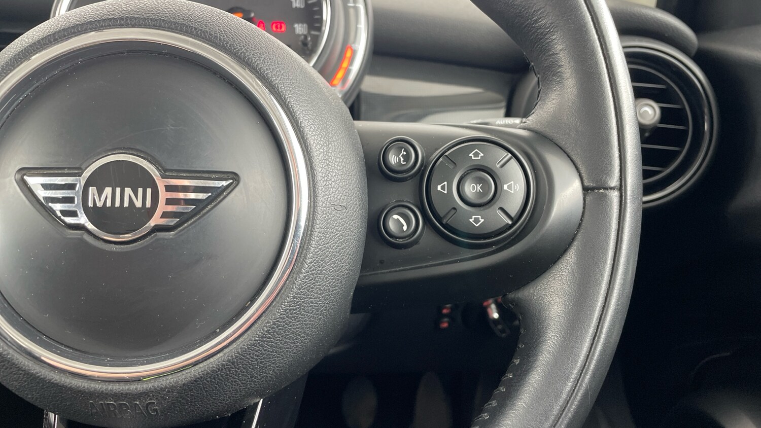 Used MINI Hatch 2018 for sale - 78151724: Photo 18