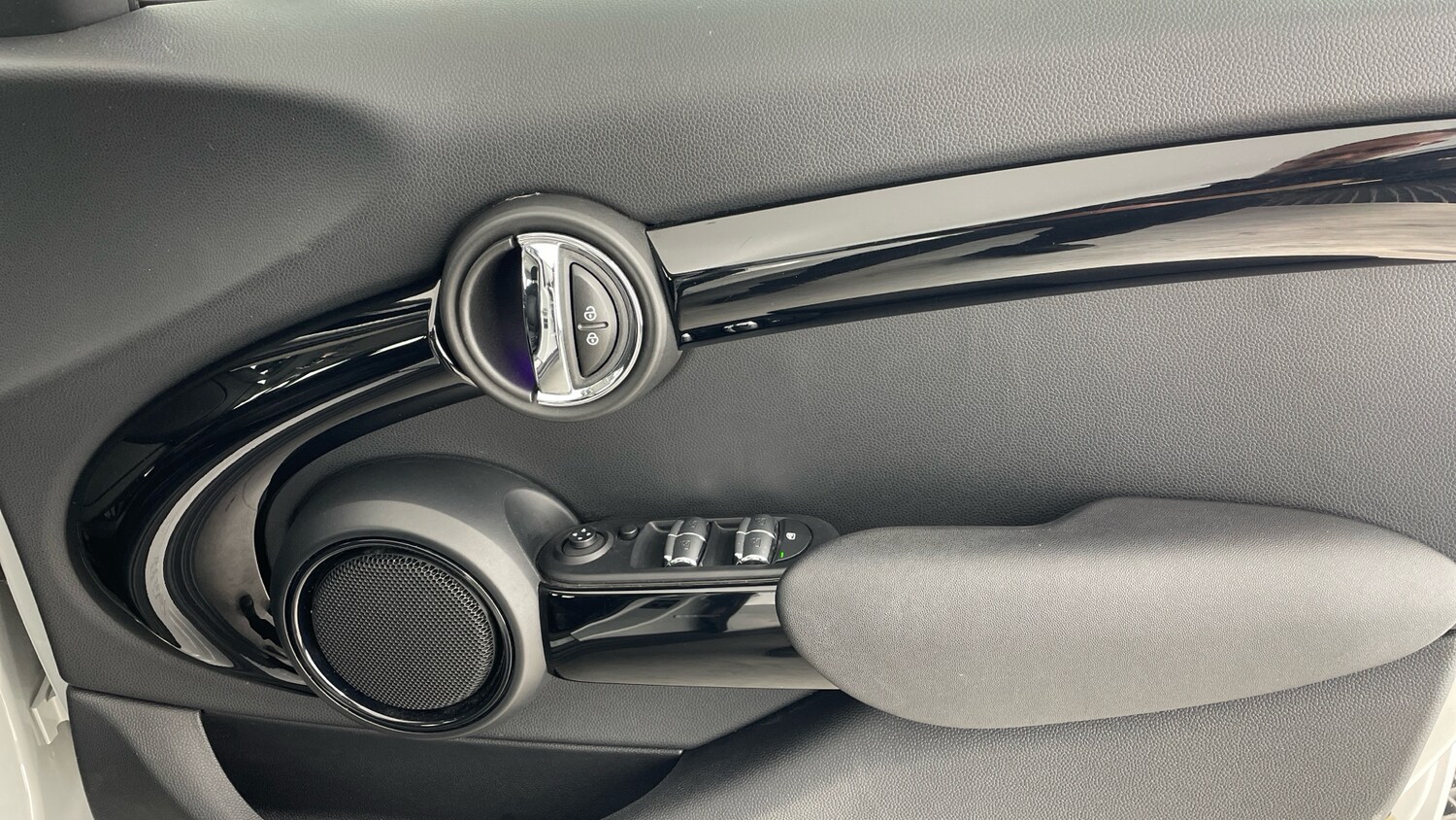 Used MINI Hatch 2018 for sale - 78151724: Photo 46